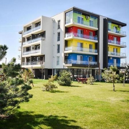 Beside Airport Apartment Otopeni Exterior photo
